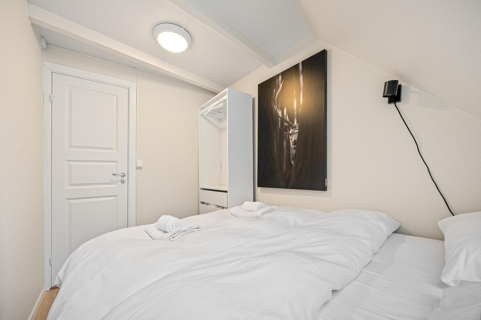 View To Bryggen - Renovated Dec 24 - Historic Cobblestone Street Apartment Берген Екстериор снимка