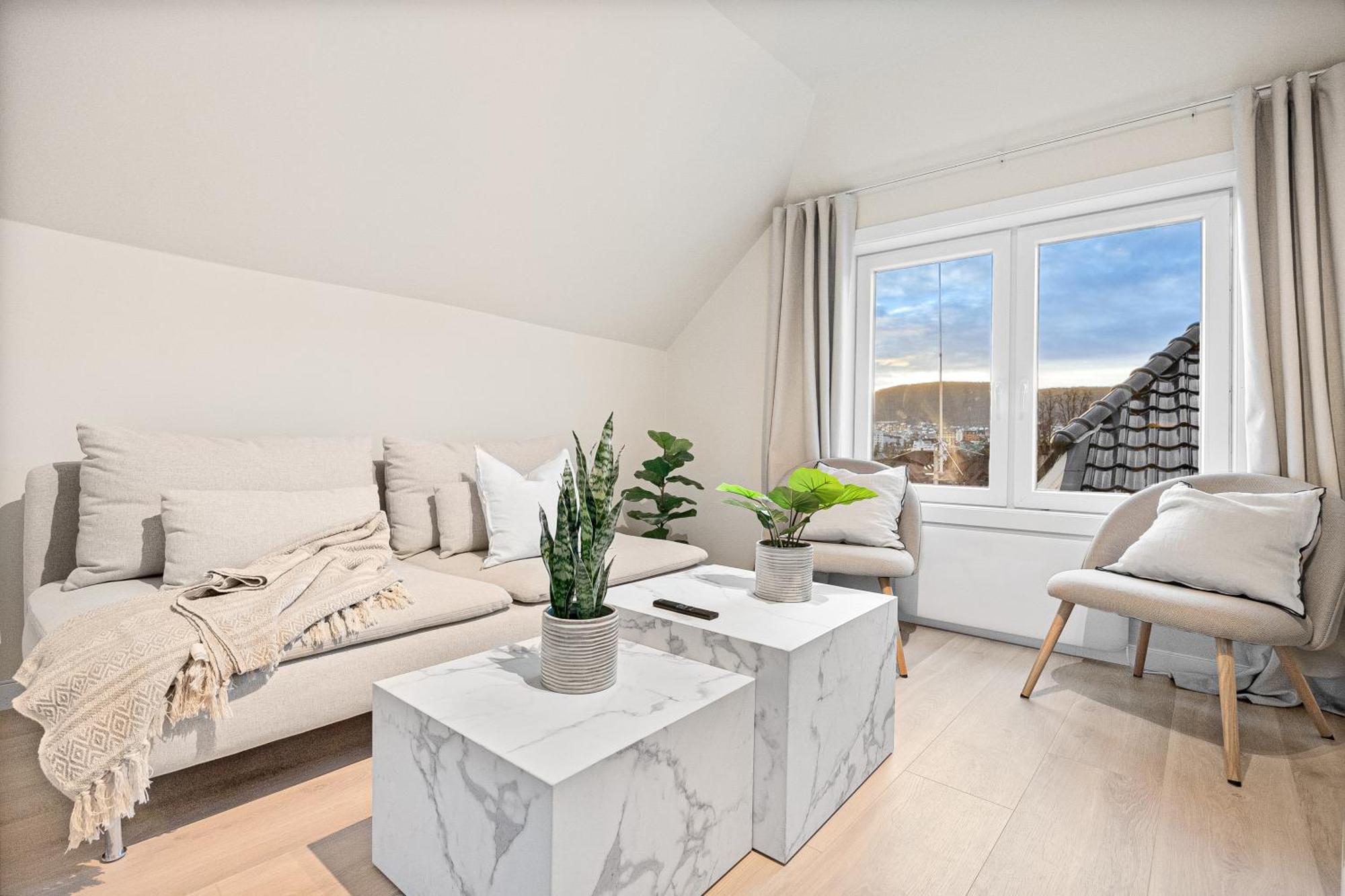 View To Bryggen - Renovated Dec 24 - Historic Cobblestone Street Apartment Берген Екстериор снимка